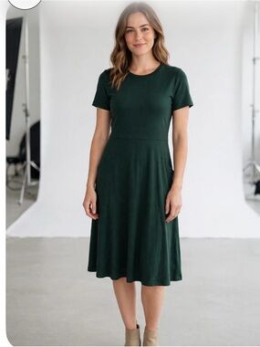 Women’s Dark Green Short Sleeve A-Line Dress With Pockets